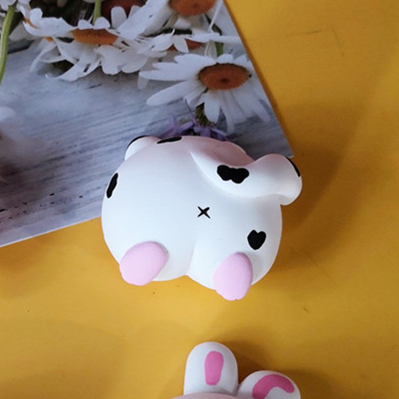 Car air conditioning clip decoration perfume